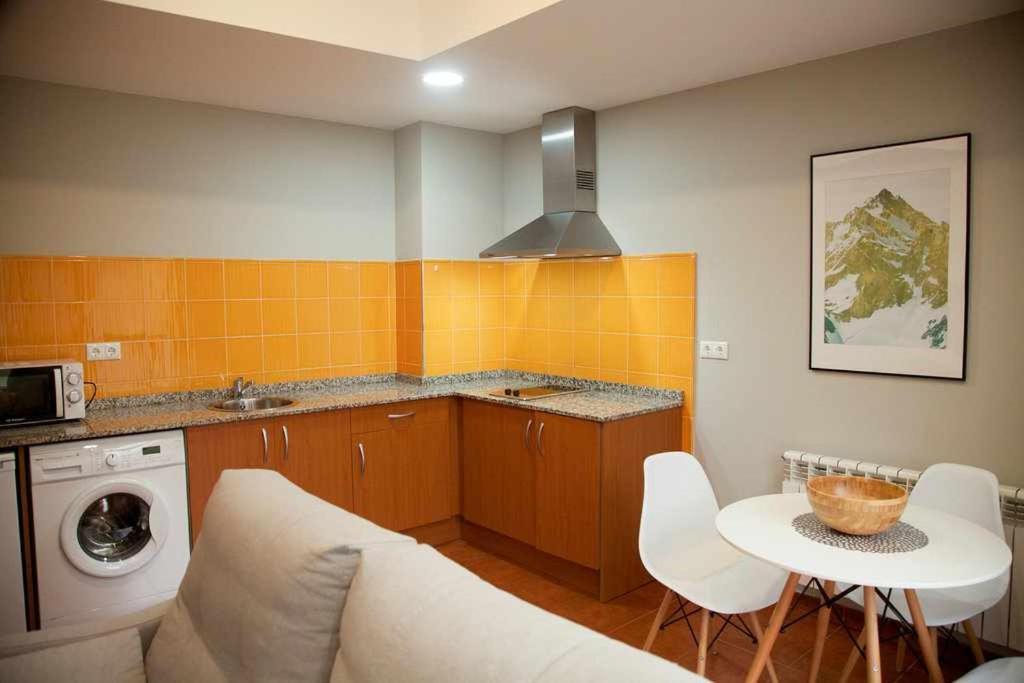Cumbres De Los Picos Apartamento Los Abedules Poo  Екстер'єр фото